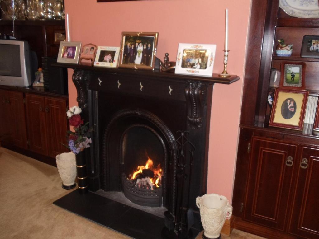 Bunratty Arms B&B Buitenkant foto