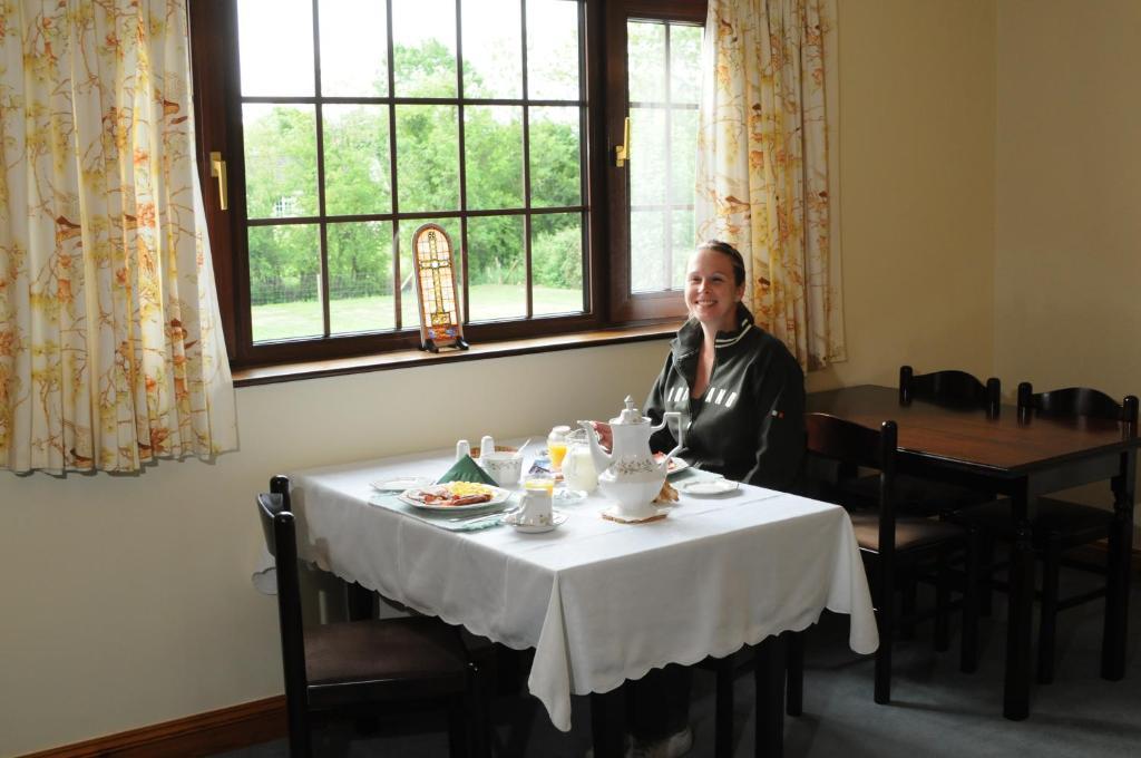 Bunratty Arms B&B Buitenkant foto