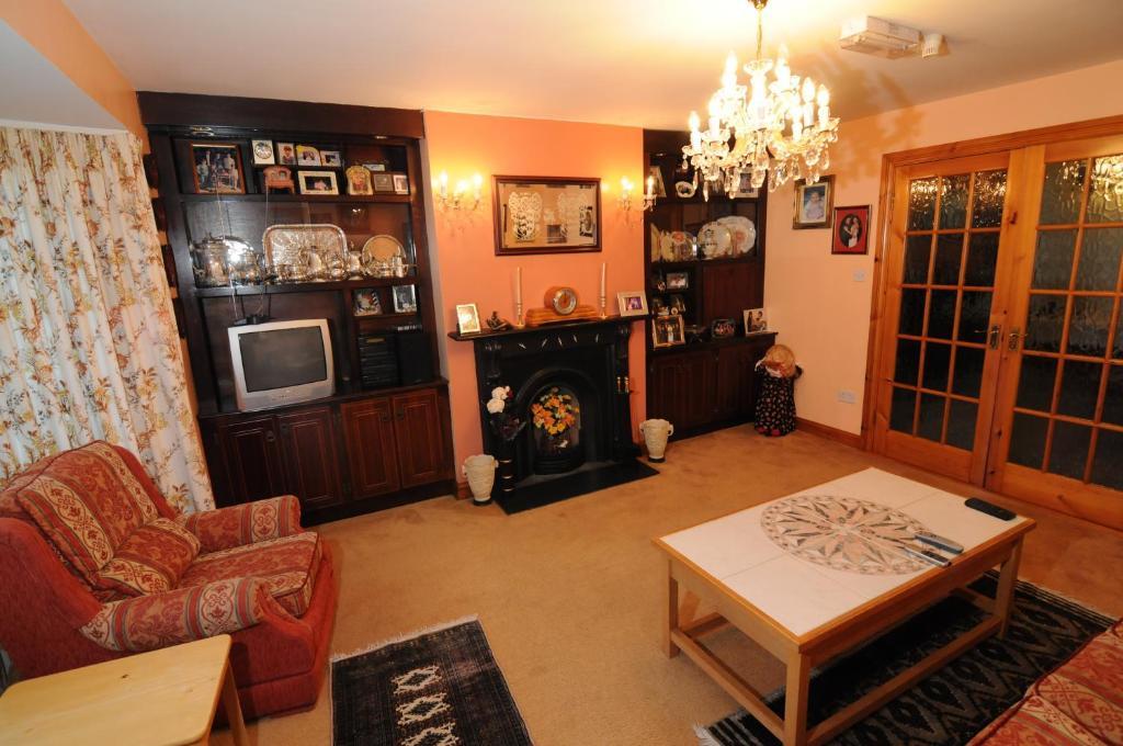 Bunratty Arms B&B Buitenkant foto